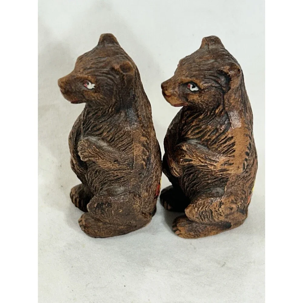 Vintage Ceramic Brown Bear Salt Pepper Shakers Yellowstone Souvenir